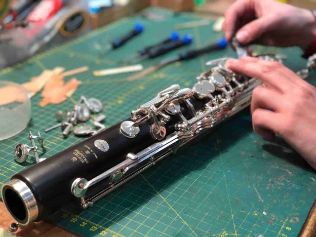Clarinet repairing